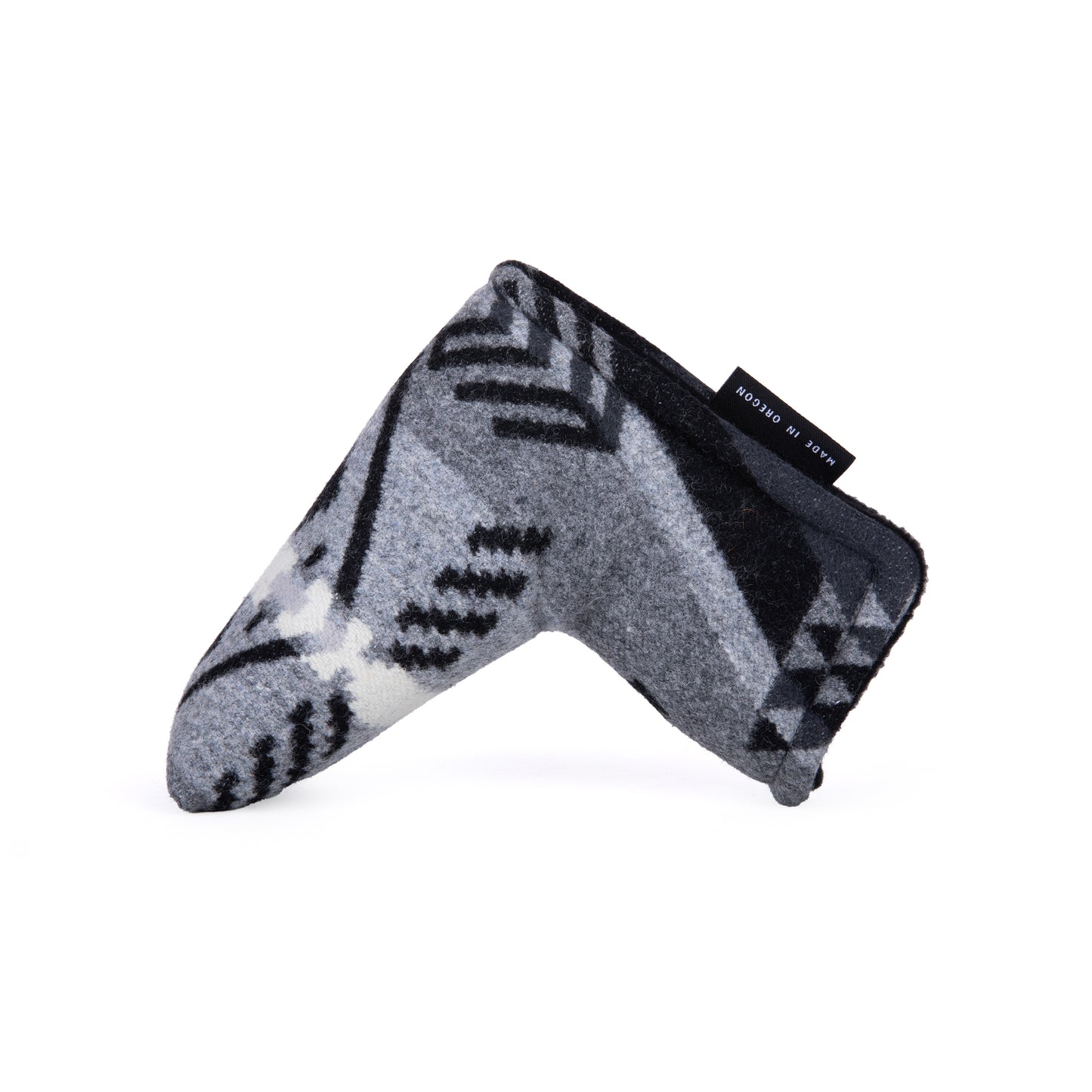 Pendleton® Stormbreaker Blade Putter Cover